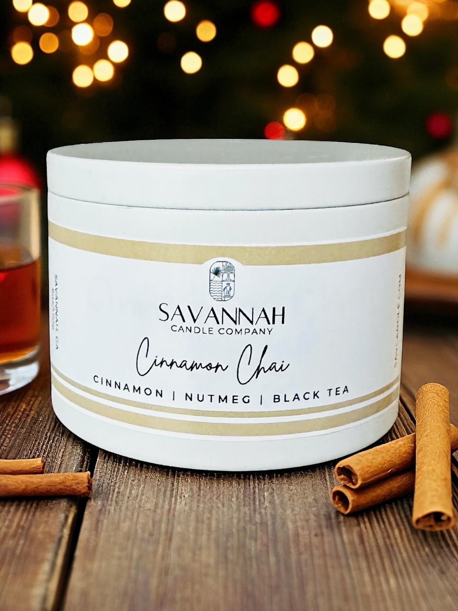 CINNAMON CHAI- 6oz - White Tin - Holiday 2025 – Savannah Candle