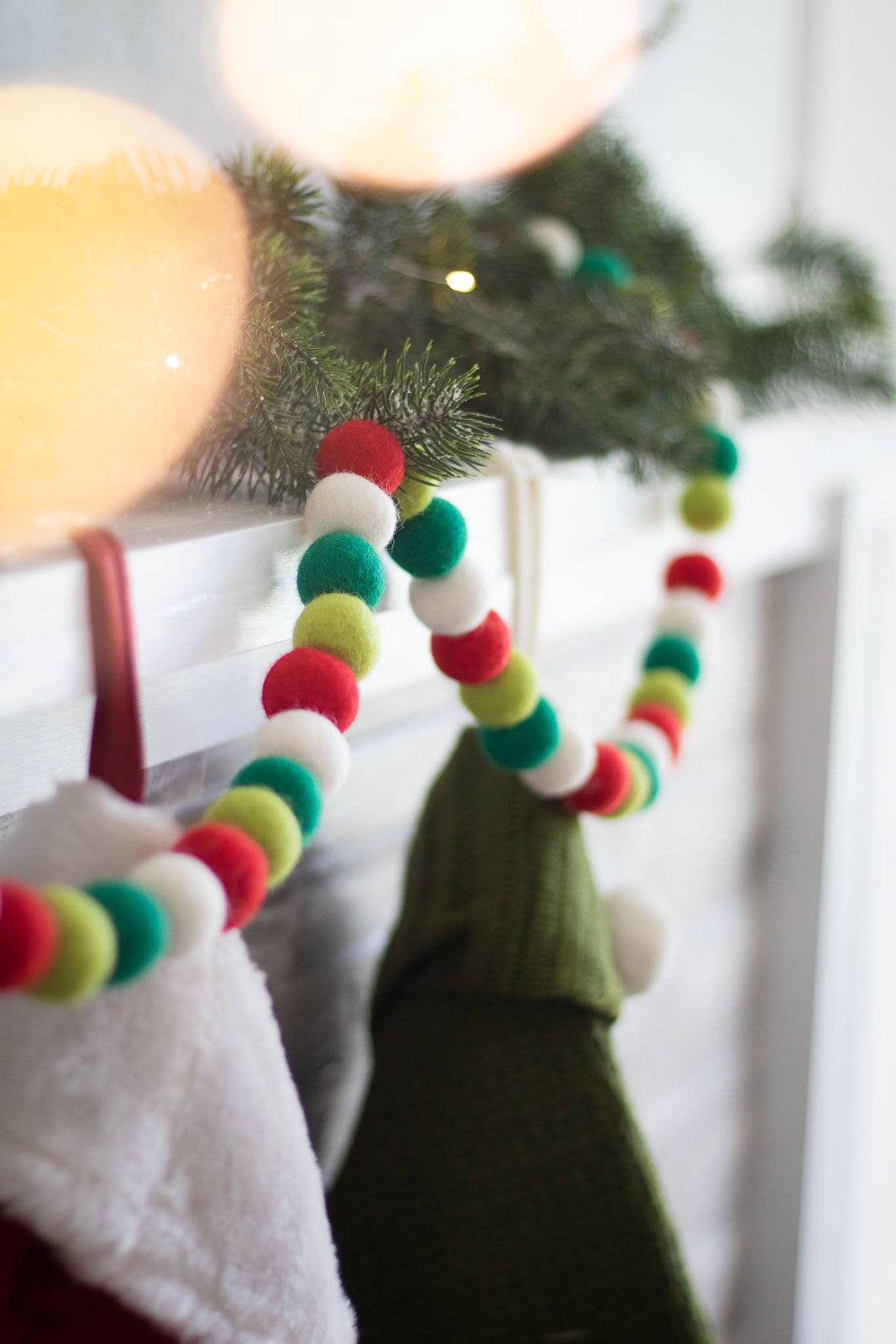 North Pole Holiday Eco Wool Garland Ornament - Christmas: S - 24 beads/8ft (1" beads)